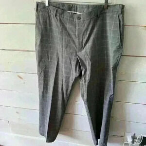 Slazenger men’s golf pants size 40/30, gray plaid, pockets, GUC, sportswear